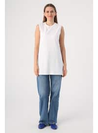 White - Crew neck - Tunic