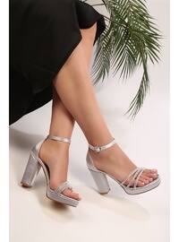 Platform - Silver color - Heels