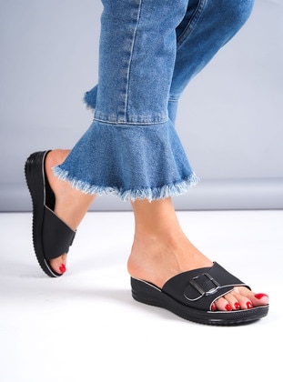 Black - White - Sandal - Slippers - Shoescloud