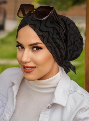 أسود - حجابات جاهزة - AİŞE TESETTÜR