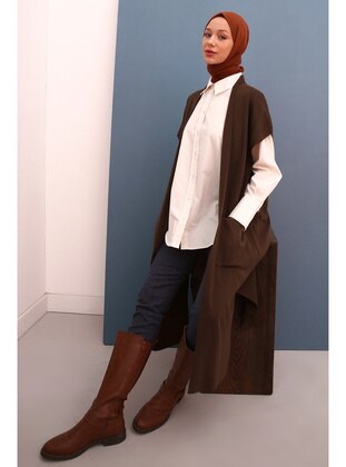 Long Knitwear Vest With Coffee Color Pockets