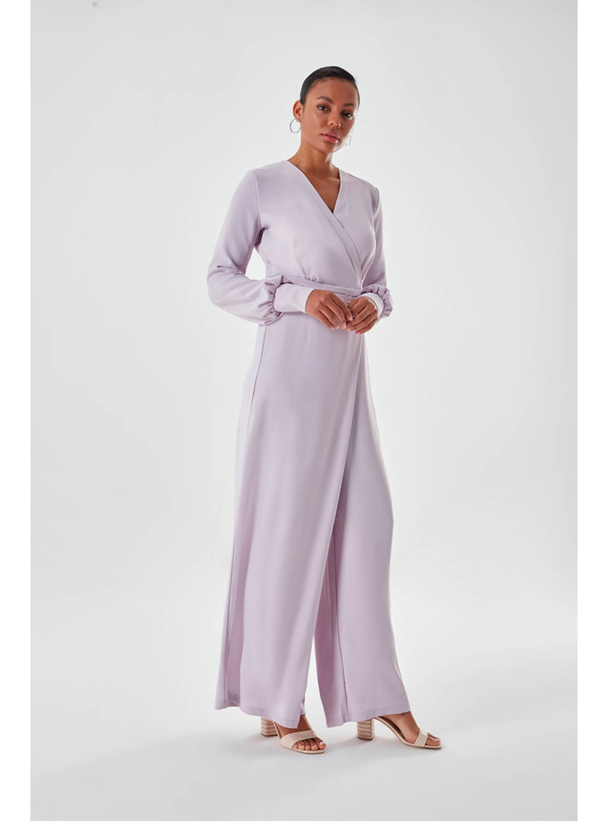 The 8 Best Modest Jumpsuits for 2024 [With Images]