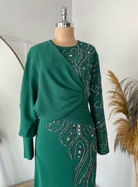 Robe de soirée émeraude à sequins