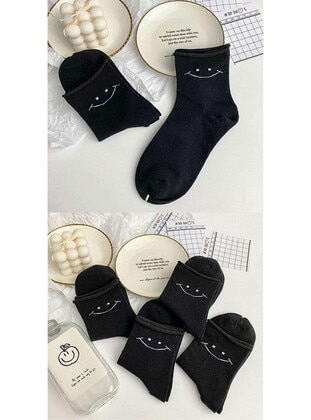 Siyah Kadın Gülen Emoji Desenli Çorap - 4`lü Set - Şık Ve Rahat Özel Tasarım - Siyah - Sockshion