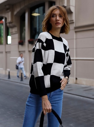 Black - White - Unlined - Zero collar - Knit Sweaters - Threeco