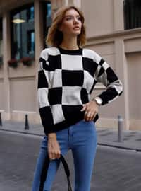 Black - White - Unlined - Zero collar - Knit Sweaters