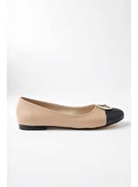Nude - Flat Shoes