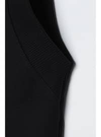 Black - Unlined - - Knit Vest