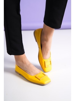 Yellow - Flat - 300gr - Flat Shoes - Shoescloud
