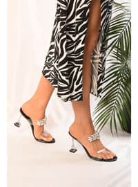 Sandal - Black - Slippers