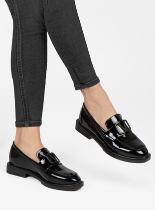 Black Patent Leather - Casual Shoes - Renkli Butik