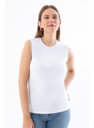Beyaz Pamuklu Kolsuz İçlik T-shirt