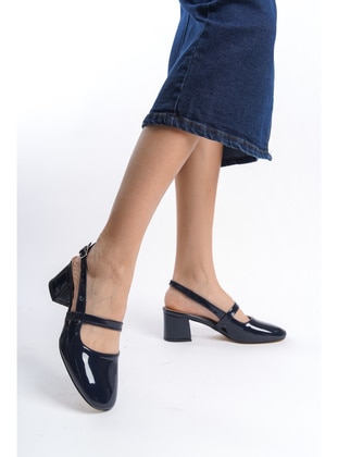 Lacivert Kadın Arkası Açık Kemer Toka Detaylı Rahat 5 cm Klasik Topuklu Ayakkabı DRK020