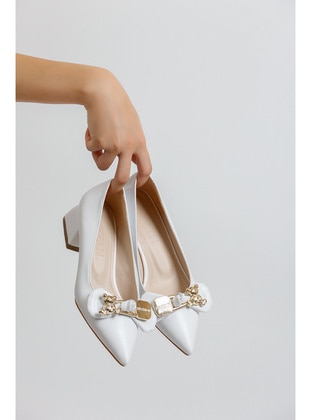 White - Heels - En7