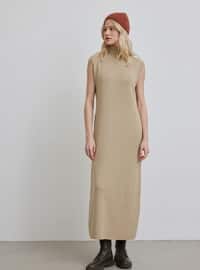 Sandstone - Modest Dress