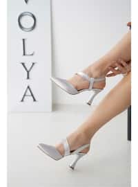 Gray - Heels