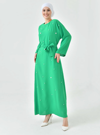 Robe Émeraude avec Détails de Perles