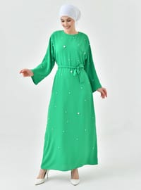 Robe Émeraude avec Détails de Perles