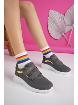 Smoke Color - Sports Shoes - Muggo