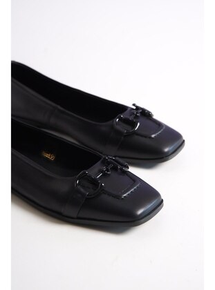 Black - Flat - 300gr - Flat Shoes - Shoescloud