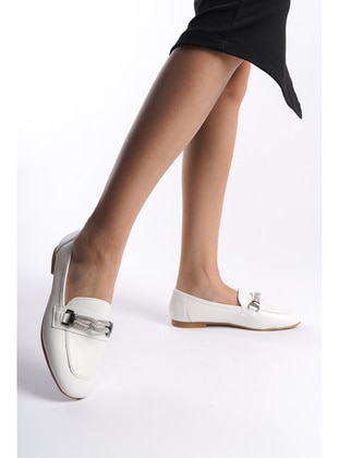 Beyaz Kadın Günlük Rahat Simli Tokalı Casual Klasik Ayakkabı Babet B29