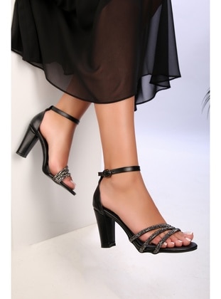 Kadın Forty Siyah Biyeli Taşlı Topuklu Ayakkabı-Siyah