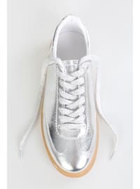 حذاء رياضي - 350gr - اللون الفضي - أحذية رياضية