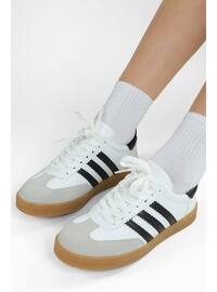 حذاء رياضي - 350gr - أبيض أسود - أحذية رياضية