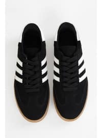 حذاء رياضي - 350gr - أبيض أسود - أحذية رياضية