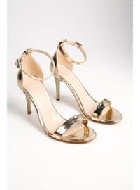 High Heel - Golden color - Heels