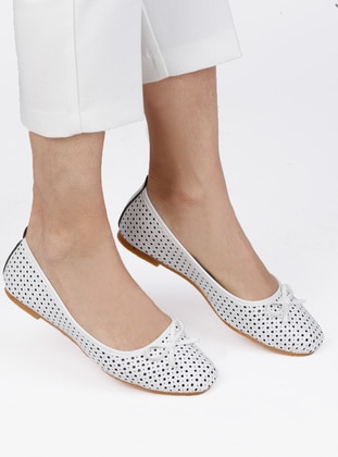 Babet Günlük Ayakkabı - Beyaz - Renkli Butik