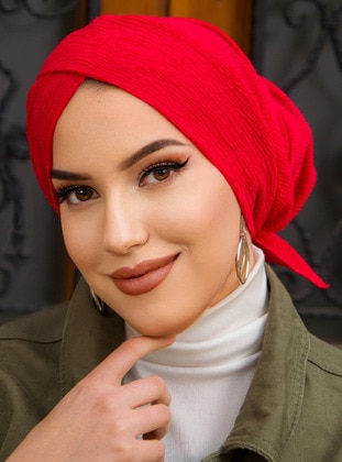 أحمر - حجابات جاهزة - AİŞE TESETTÜR