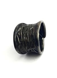 Black - Ring