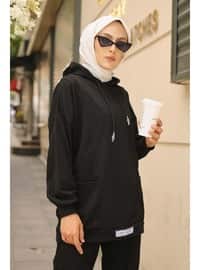 Black Two Yarn Hijab Suit With Front Tag