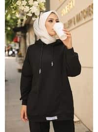 Black Two Yarn Hijab Suit With Front Tag