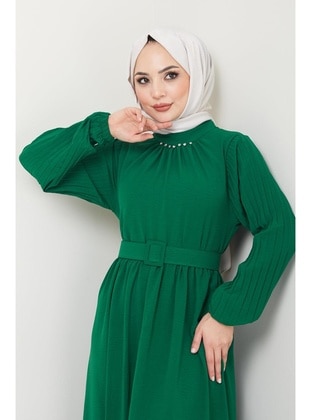 أخضر زمردي - فستان - Hafsa Mina