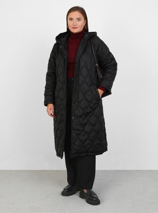 Black - Plus Size Coat - Alia