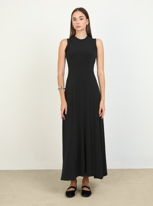 Black - Modest Dress - Refka