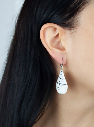 White - Earring - Pridza