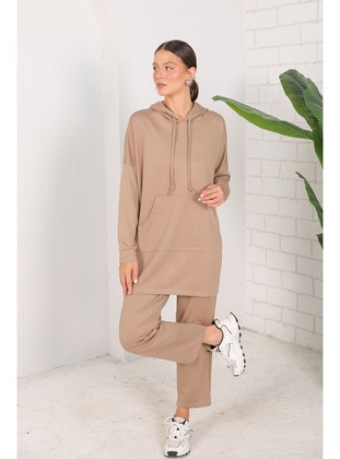 Beige - Suit - Melike Tatar