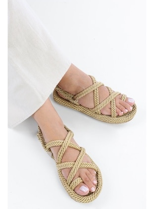 Sandal - 200gr - Golden color - Sandal - Shoeberry