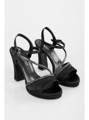 Platform - 350gr - Black - Heels - Shoeberry