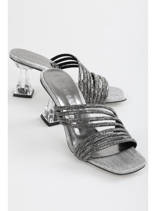 Heeled Slippers - 300gr - Platinum - Slippers - Shoeberry