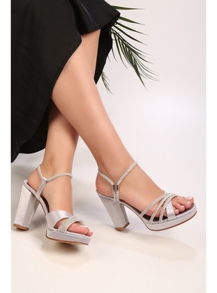 Platform - Silver color - Heels - Shoeberry