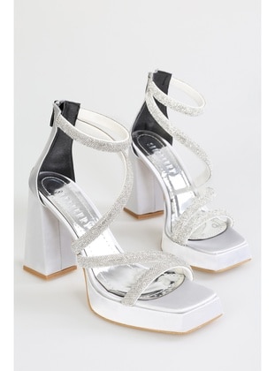 Platform - 350gr - Silver color - Heels - Shoeberry