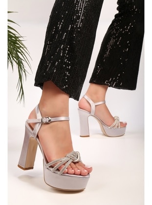 Platform - Silver color - Heels - Shoeberry