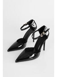 Stilettos & Evening Shoes - 300gr - Black Patent Leather - Heels