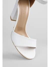 High Heel - 300gr - White - Heels