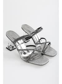 High Heel - 300gr - Platinum - Heels