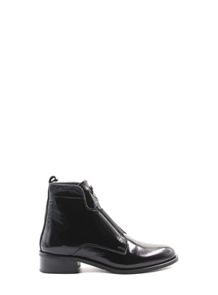 Black Patent Leather - Boots - Fast Step